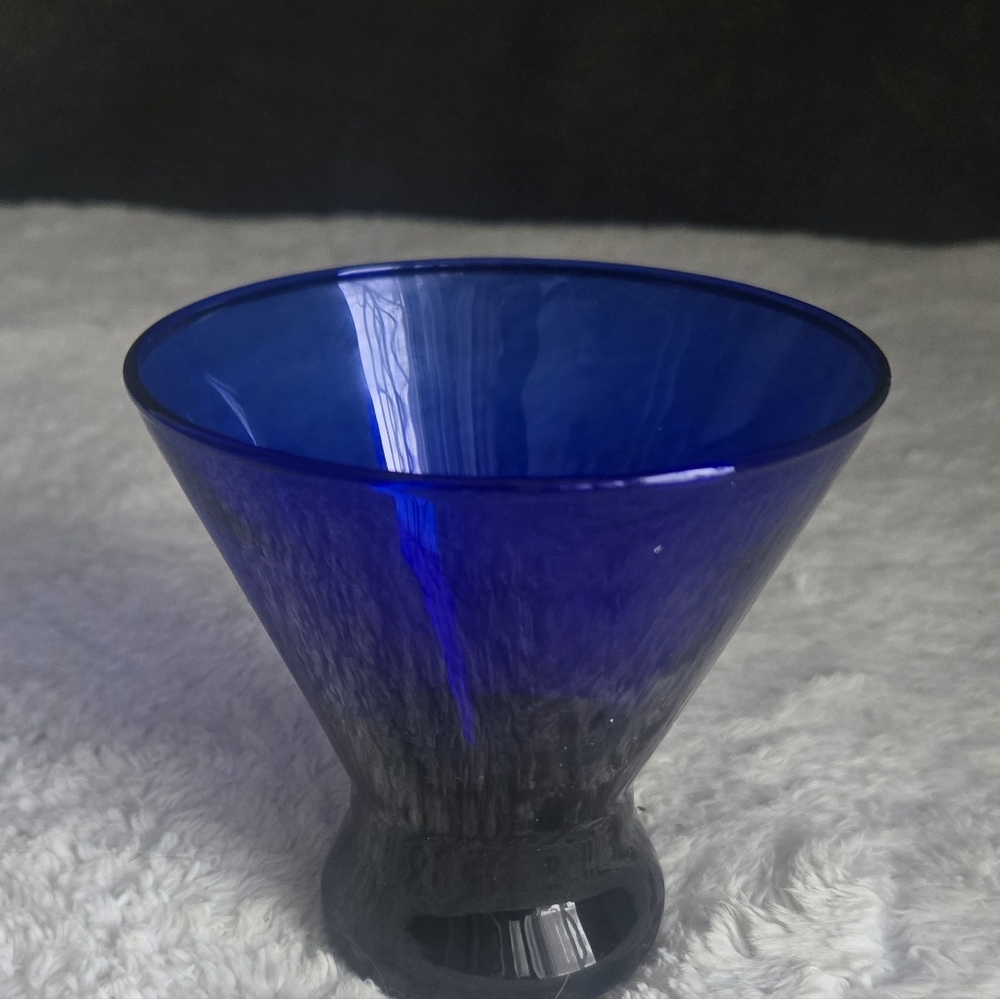 Elegant Blue Glass Vase